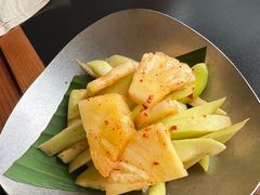 酸嘢青芒果-Ameigo梅果·云贵川bistro(长宁来福士店)