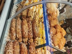 -胖东来生活广场(健康路店)