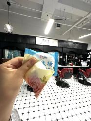 -老男孩男士理容馆·理发·烫染·修面