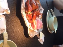 -蝴蝶里·粤菜·点心(滨江龙湖店)