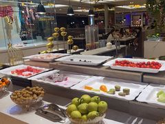 -腾阁自助餐厅(朝林广场店)