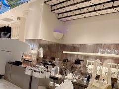 -HOT CRUSH趁热集合·现烤面包(环球港店)