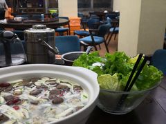 -寻钵记民菜馆·正宗常德钵子菜(滨湖路店)