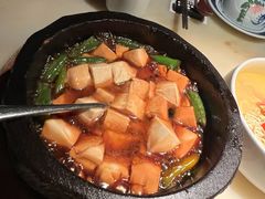 石锅沃豆腐-桂满陇-十里风荷(合生汇店)