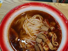 -刘二姐襄阳牛肉面(鸟巢店)