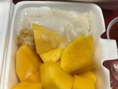 -芒果糯米饭摊子