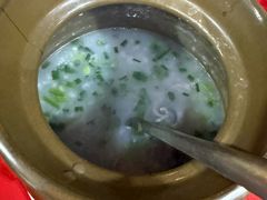 -先鲜鲫鱼粥