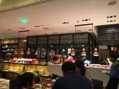 -松咖啡自助餐厅·松北香格里拉