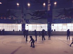-冠军冰场CHAMPION RINK(百联又一城店)