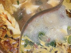 -洱火云南酸菜牛肉火锅(石景山当代商城店)