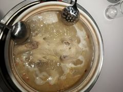 酸萝卜老鸭锅-gleeglee乐溢亦茶(合生汇店)