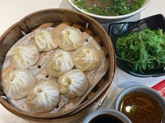 -馋三尺蟹粉小笼(人民广场店)