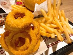-The Habit Burger Grill 哈比特汉堡(复兴soho店)