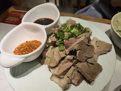 手抓羊肉（红烧）-丁里羊肉小镇(天鹅湖总店)
