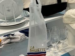 -乐蓬马歇百货公司(Rive Gauche)