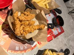 -必胜客(东大桥店)