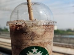 摩卡可可碎片星巴克大杯-星巴克(广州南站A18检票口楼上)