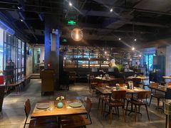 -Carbon莫卡哆·意大利复古集市餐厅(杭州大厦店)