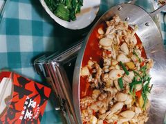 -昱龙大盆牛蛙馆(三兴街总店)