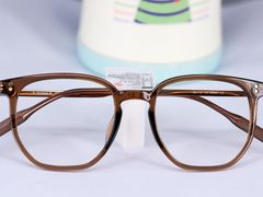 -潘多拉眼镜·蔡司依视路明月(潘家园店)