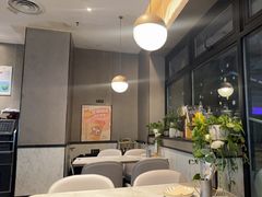 -必胜客(漕宝路店)