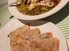 招牌春韭鲜虾脆薄饼-桂满陇·蟹黄小笼汤包(清河万象店)