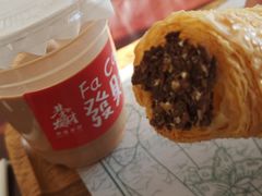 -蜂蝶来饼店(拱北总店)