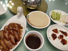-六和聚传统烤鸭.天津菜(和平店)