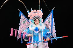 -霓裳雅韵京剧戏曲摄影(豪苑大厦店)