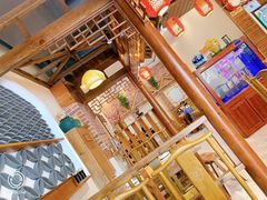 -东来菜馆•手抓海鲜家常菜•海鲜锅贴(鸽子窝店)