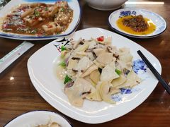 -缘来聚·徽菜名店(黄山宏村店)