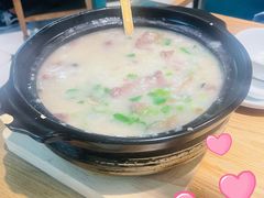 牛肉菌菇粥-潮粥荟·潮汕砂锅粥(槐房万达店)