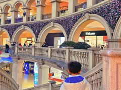 -王府井奥莱临潼小镇(临潼店)