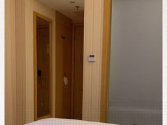 -维也纳酒店(成都春熙路李家沱地铁站店)