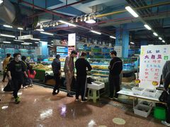 -渔人湾码头海鲜市场负二楼