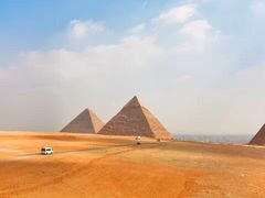 -吉萨金字塔群