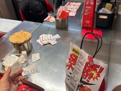-满巍明生炸鸡架(杭州来福士店)