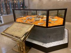 面包甜点陈列柜-聚春园自助餐厅(东街口店)
