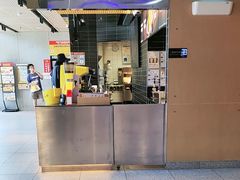 -麦当劳(中二横路店)