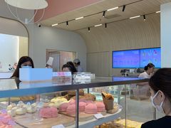 面包甜点陈列柜-好利来(七宝领展广场店)