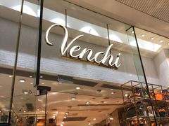 门面-VENCHI 闻绮(广州太古汇店)