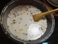 -白翔甜食店