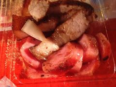 -原住民美食石板烤肉山猪肉