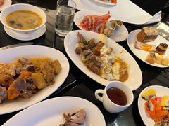 -圣丰索菲特·2 On 988 Café 自助餐厅
