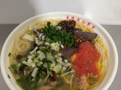 -文山荷鲜居(翠湖店)