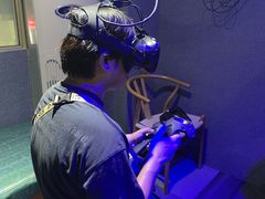 -VR 间客漫·PS电玩·虚拟现实包间游戏电竞(街道口店)