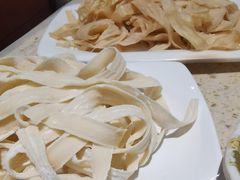 -九寨特色牦牛肉汤锅 羊肉汤锅