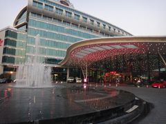 大门-苏州金鸡湖中茵皇冠假日酒店