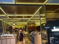 -大中华希尔顿酒店-念自助餐·嗨啤·小龙虾