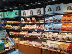 面包甜点陈列柜-仟吉(南湖店)